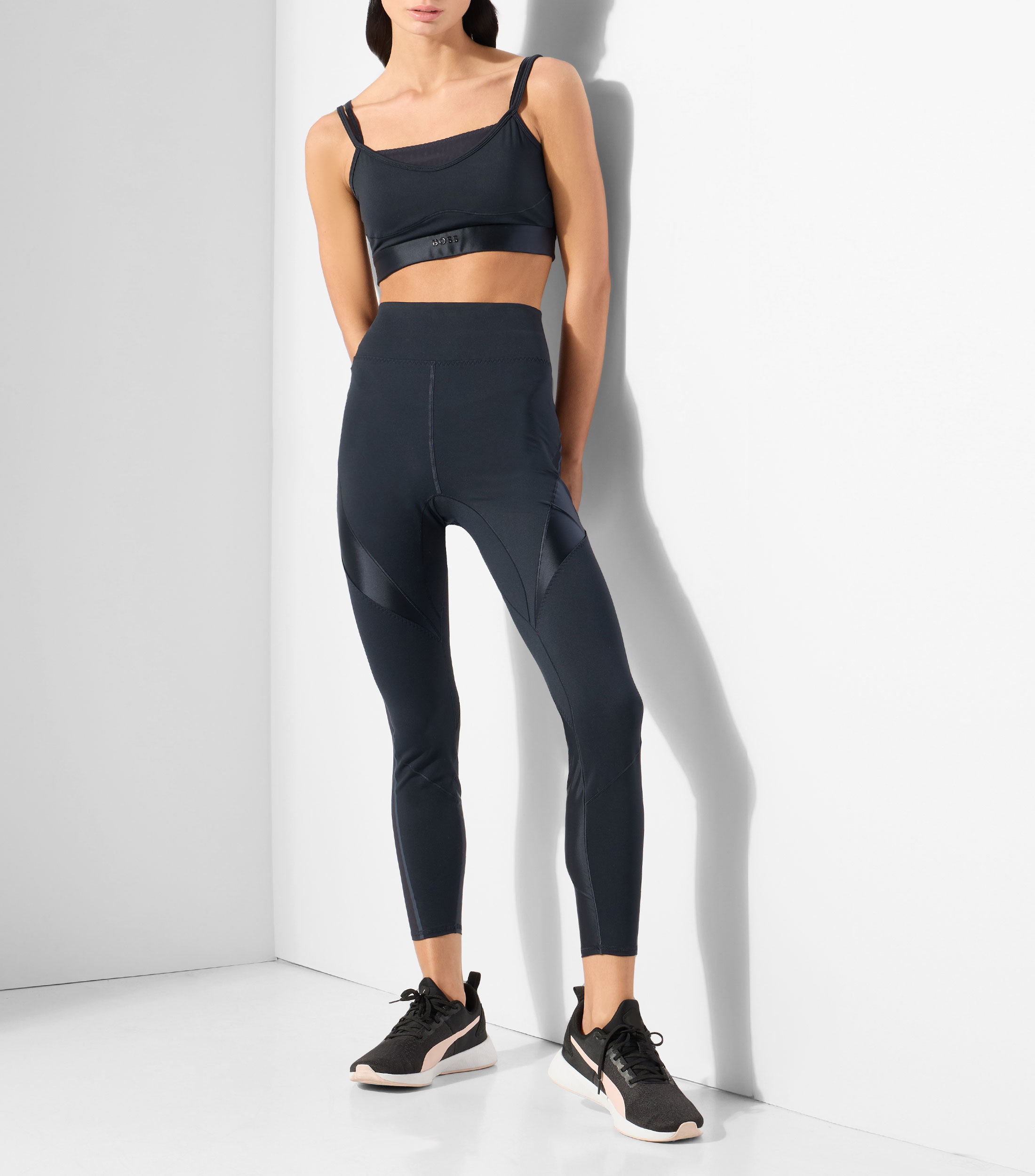 Leggings activos con inserciones de malla Mujer